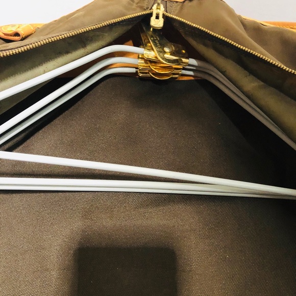 Louis Vuitton Garment Bag - Picture 5 of 8